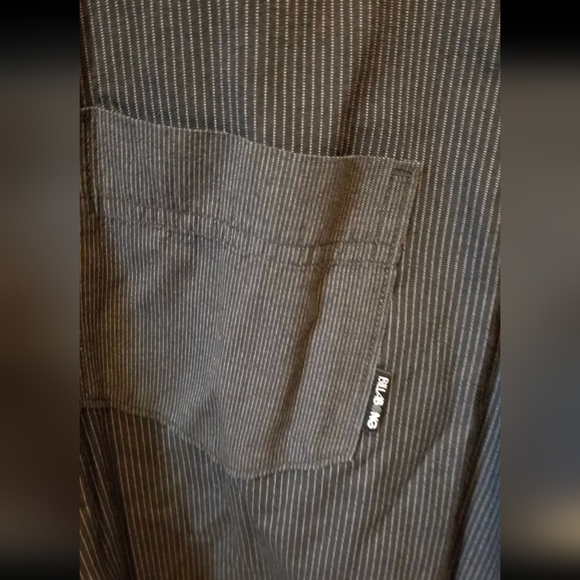 Billabong Short Sleeve Button Down Shirt Mens Sz L striped - Picture 3 of 6